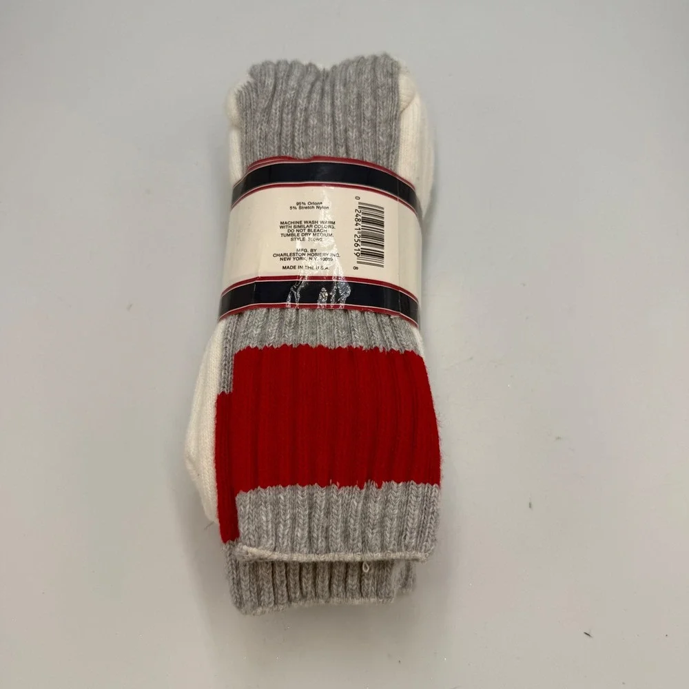 Vintage 80s Sports Afield 2 Pack Men Crew Socks Gray Red USA Made 10-13 New